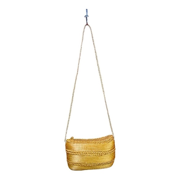Vitória Golden Grass handmade bag from Brazil - Picture 2 of 12